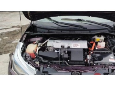 18年丰田雷凌中型车