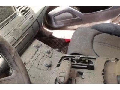 14年奥迪奥迪A8L中型车