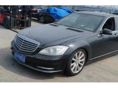 09年奔驰奔驰S级中型车