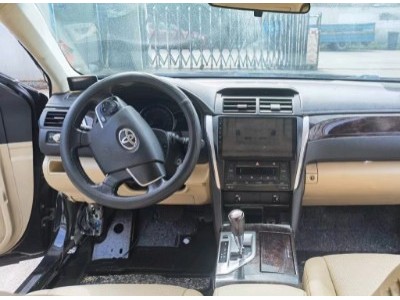 15年丰田凯美瑞中型车