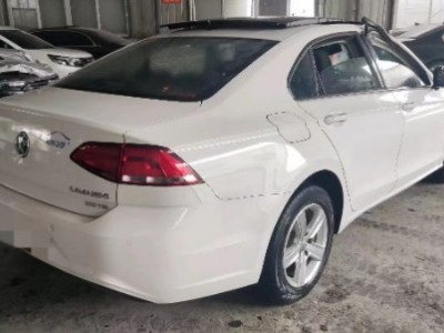 17年大众凌渡小型车