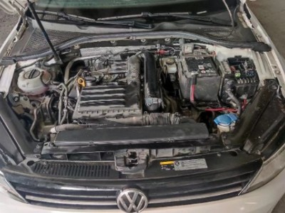 17年大众凌渡小型车