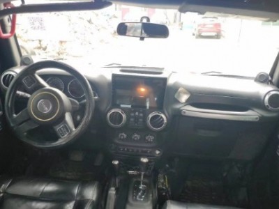 12年Jeep牧马人SUV