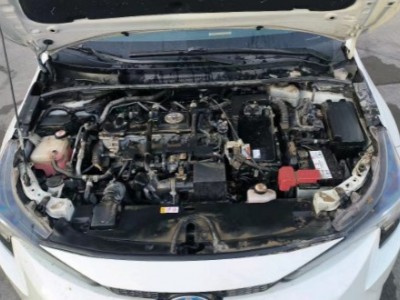 19年丰田雷凌中型车