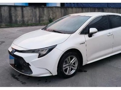 19年丰田雷凌中型车