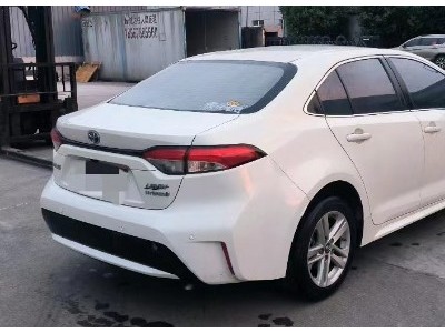 19年丰田雷凌中型车