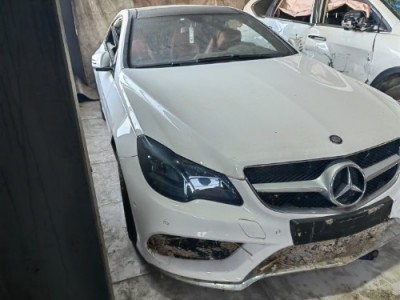 16年奔驰奔驰E级中型车