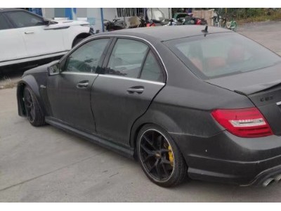 13年奔驰AMG C级中型车