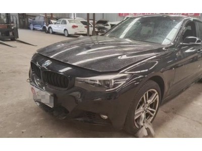 20年宝马宝马3系中型车