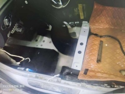 17年奔驰奔驰E级小型车