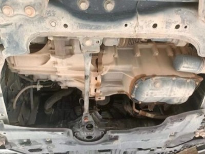 16年丰田卡罗拉中型车