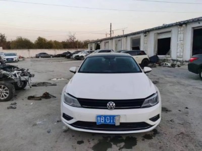 18年大众凌渡小型车