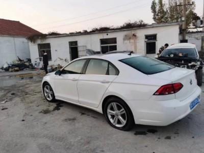 18年大众凌渡小型车
