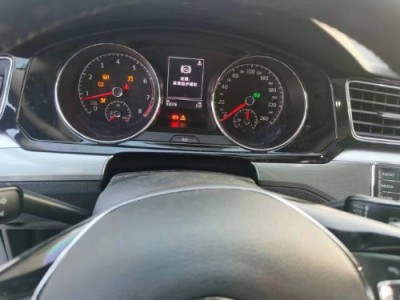 18年大众凌渡小型车