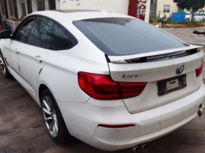 19年宝马宝马3系中型车