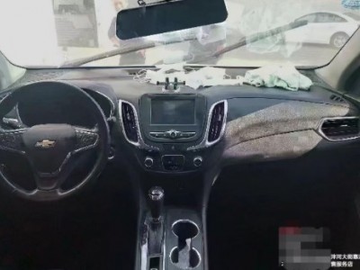 18年雪佛兰探界者SUV