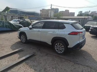 22年丰田锋兰达SUV