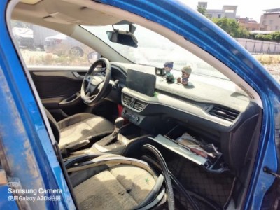 21年福特福克斯小型车