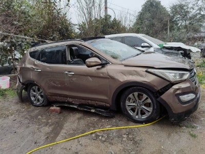 14年现代途胜SUV