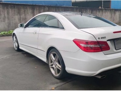 13年奔驰奔驰E级中型车