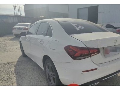 20年奔驰A级小型车
