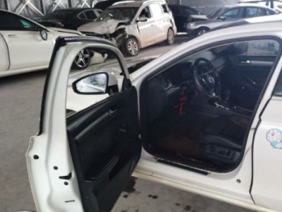 21年大众凌渡中型车