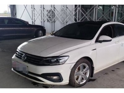 21年大众凌渡中型车