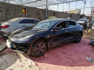 20年特斯拉MODEL 3中型车