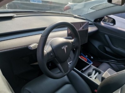 20年特斯拉MODEL 3中型车