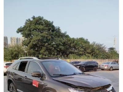 17年比亚迪唐SUV