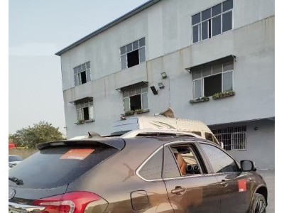 17年比亚迪唐SUV