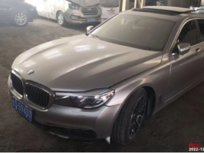 17年宝马宝马7系中型车