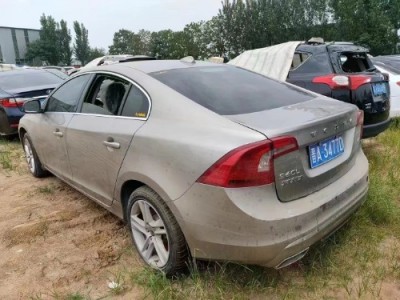 15年沃尔沃沃尔沃S60中型车