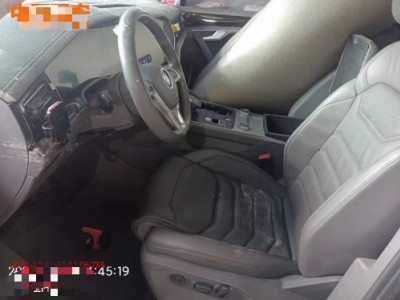 19年大众途锐SUV
