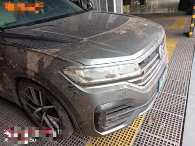 19年大众途锐SUV