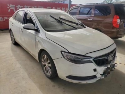 19年别克英朗中型车