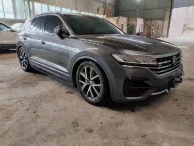 19年大众途锐SUV
