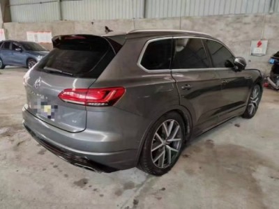19年大众途锐SUV