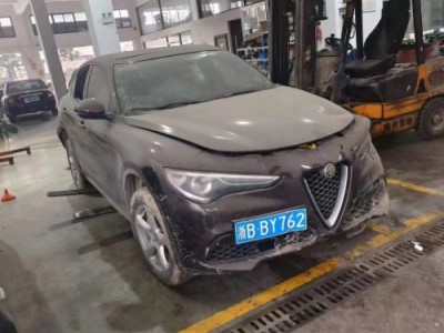 19年阿尔法·罗密欧阿尔法·罗密欧GTV中型车