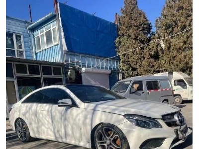 16年奔驰奔驰E级小型车