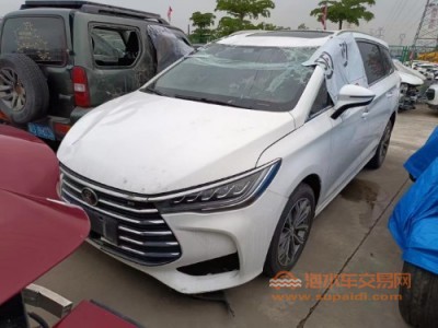 19年比亚迪宋MAX中型车