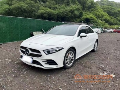21年奔驰A级微型车
