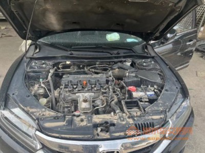 16年本田思铂睿中型车