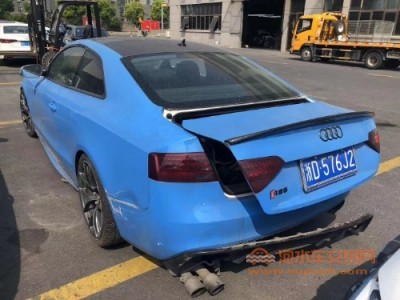 13年奥迪奥迪A5中型车