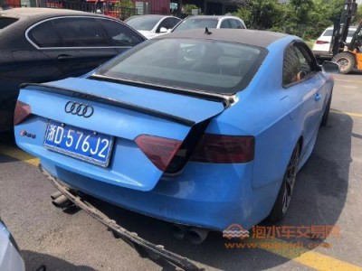 13年奥迪奥迪A5中型车