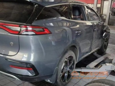 22年比亚迪唐SUV