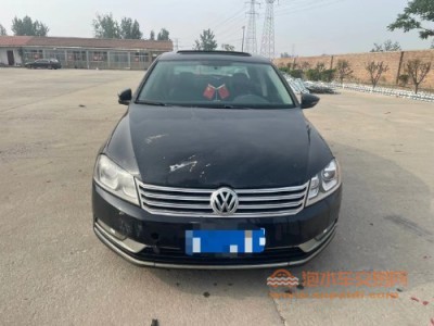 13年大众迈腾中型车