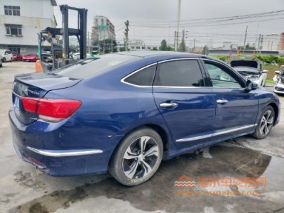 16年本田思铂睿中型车