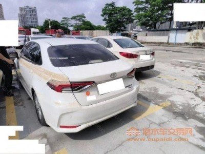 年丰田卡罗拉中型车