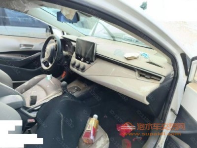 年丰田卡罗拉中型车